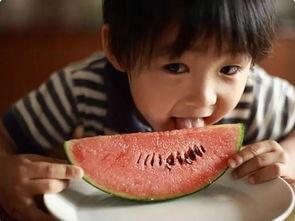 娱乐吃瓜酱还伞,揭秘明星遮阳伞背后的时尚风云